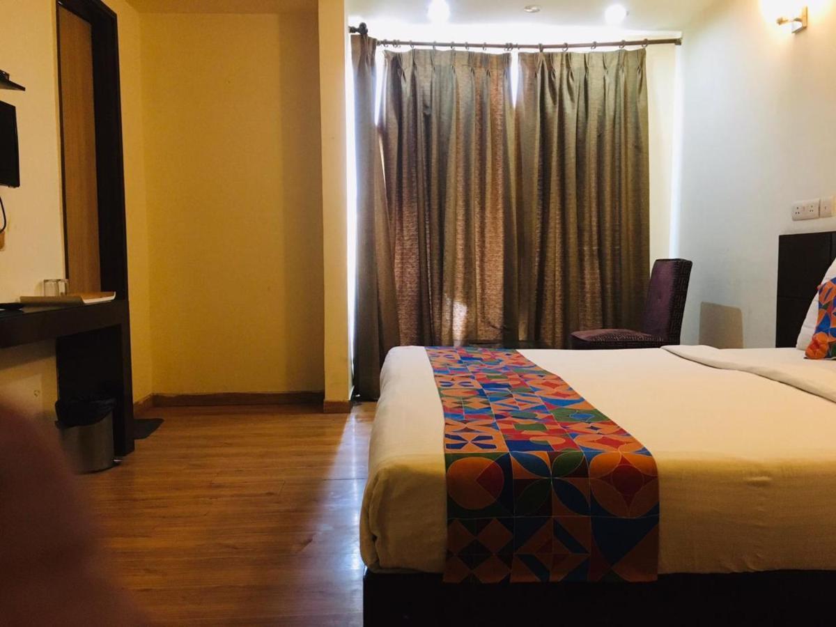 Hotel Merriment Alpha Noida Exterior foto